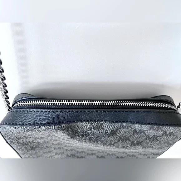 Michael Kors Black/Grey Large Crossbody Bag - Picture 8 of 10